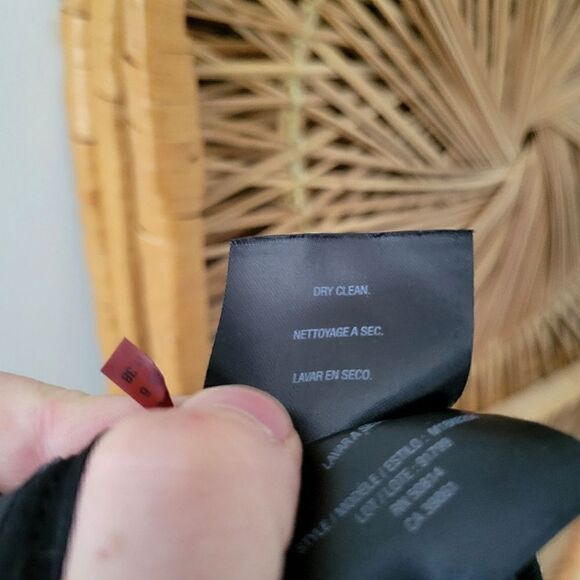 Tahari Skinny Black Pants 2 - Picture 7 of 7